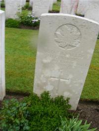 Etaples Military Cemetery - Woods, Harold Edgar
